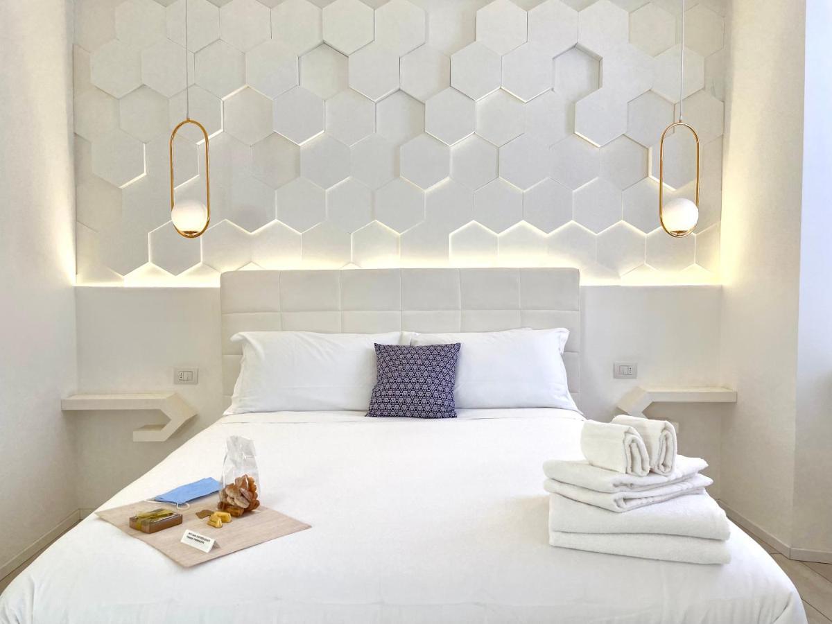 Mariarosa Suites โกโม ภายนอก รูปภาพ