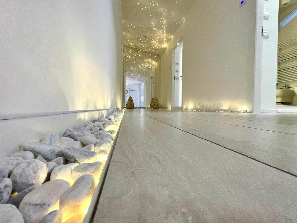 Mariarosa Suites โกโม ภายนอก รูปภาพ
