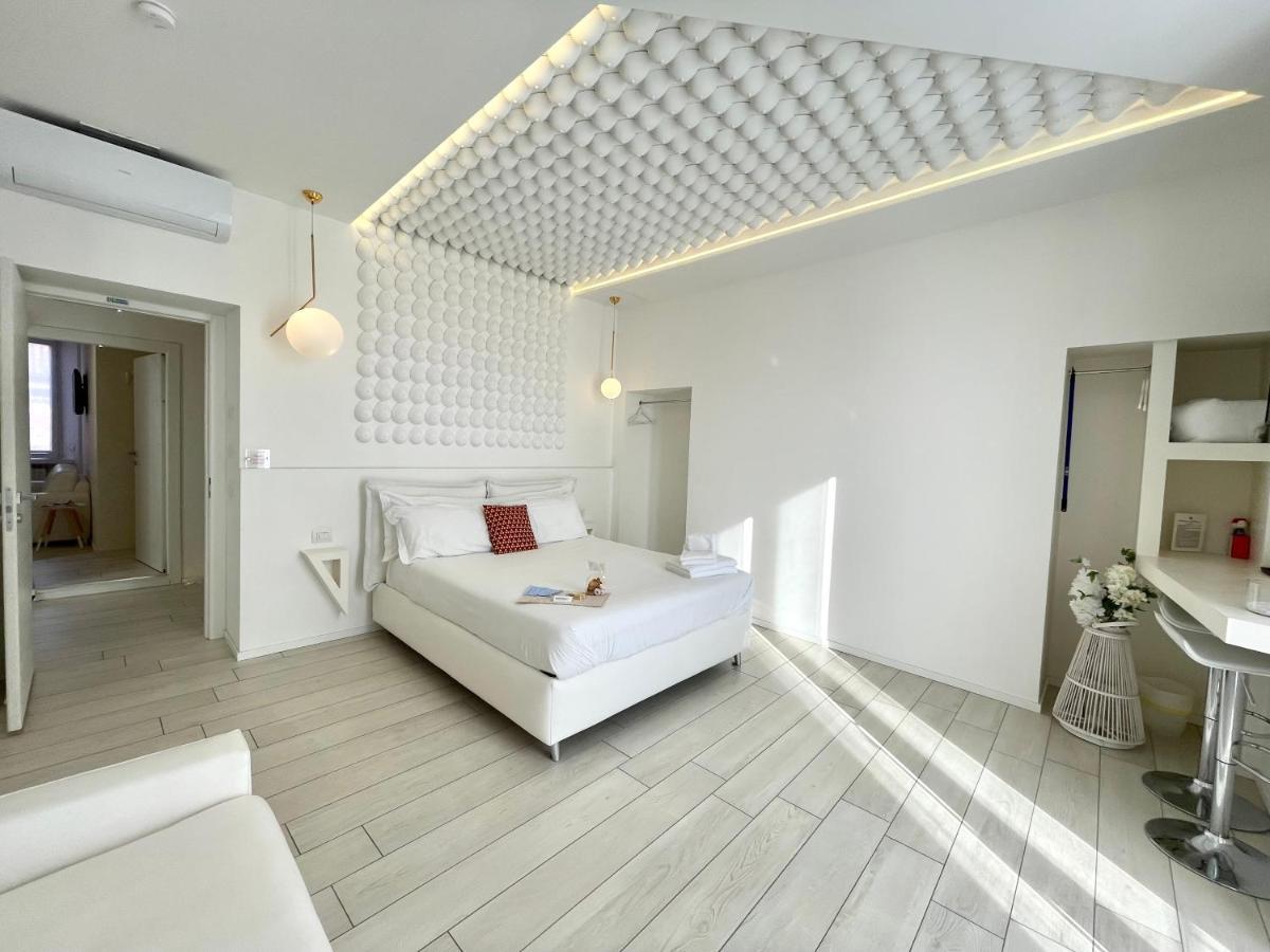 Mariarosa Suites โกโม ภายนอก รูปภาพ