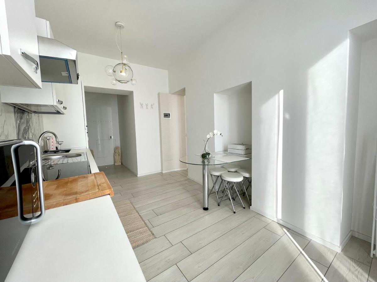 Mariarosa Suites โกโม ภายนอก รูปภาพ