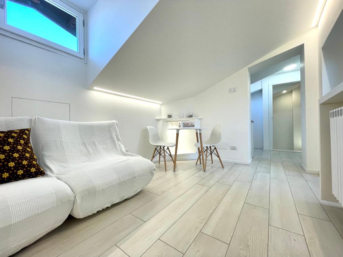 Mariarosa Suites โกโม ภายนอก รูปภาพ