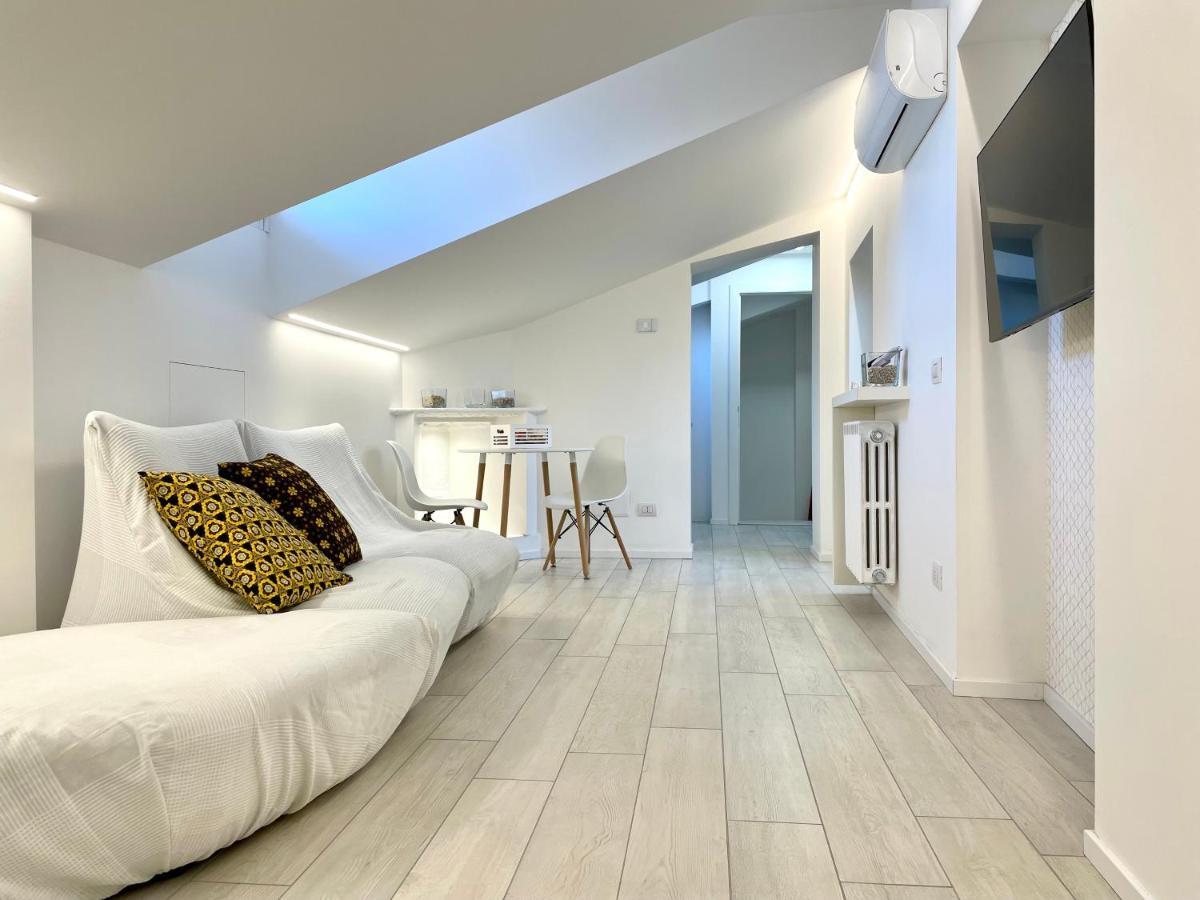 Mariarosa Suites โกโม ภายนอก รูปภาพ
